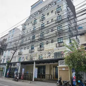отель Rose Apple Hotel
