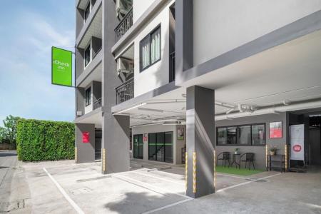 iCheck inn Darisa Ngamwongwan