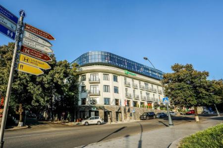 Отель Holiday Inn Telavi, an IHG Hotel в Телави - Грузия