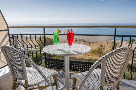 Отель Checkin Garbi в Калелья - Испания