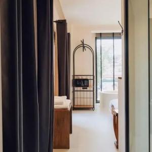 отель To Be Social House Hotel