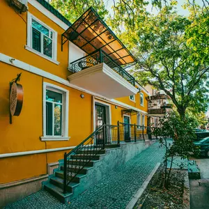отель Hillside City Center Boutique-Hotel