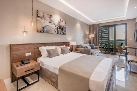 Отель Montenegro Lodge в Тиват - Черногория