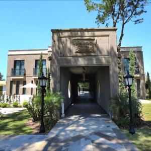 отель Sandora Boutiuqe Hotel