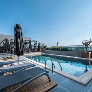 отель Art & Interiors Hotel