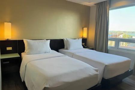 Circle Inn Iloilo City Center