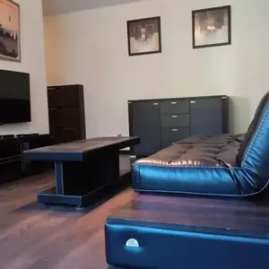отель Dvukhkomnatnye Ulitsa Rozy Lyuksemburg 99 Apartments