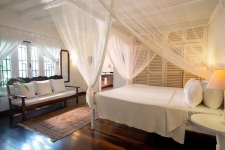 Billionaire Resort & Retreat