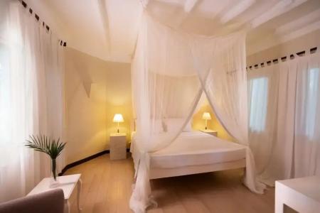 Billionaire Resort & Retreat