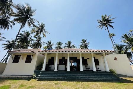 Отель Moi Hikka by DBI в Хиккадува - Шри-Ланка