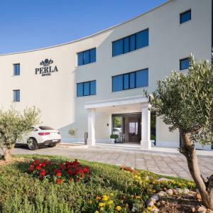 отель Perla Resort