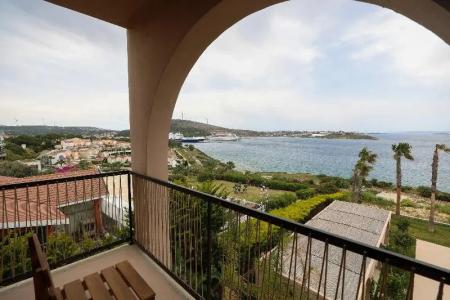 Отель The Local House Ayasaranda в Чешме - Турция