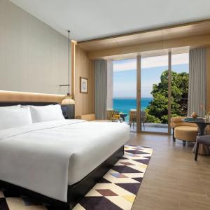 отель voco Sanya Dadonghai by IHG