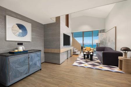 Отель voco Sanya Dadonghai by IHG в Дадунхай - Китай