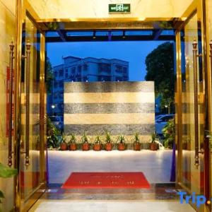 отель Yuefeng Xiying Hotel (Guangzhou South Railway Station Nanpu Subway Station)