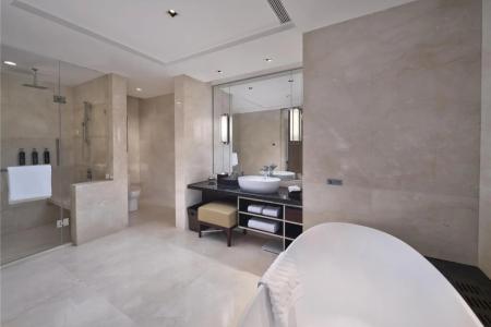 Отель Hilton Harbin Exhibition Center в Харбин - Китай