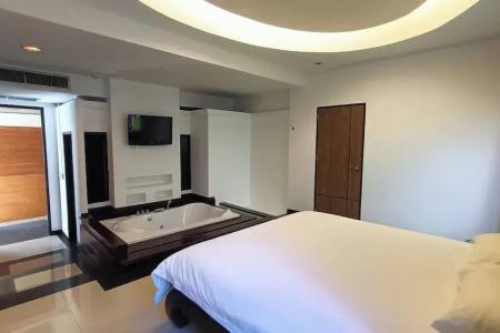 Отель Climax Berlin в Паттайя Север - Таиланд