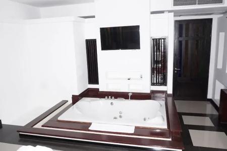 Отель Climax Berlin в Паттайя Север - Таиланд