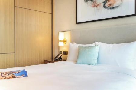 Отель Sky Symphony 3BR Address Opera by Meerak в Дубай - ОАЭ