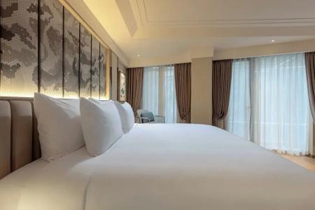 Отель La Siesta Premium Lakeside в Ханой - Вьетнам