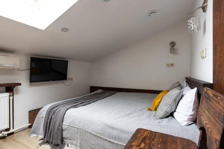 Отель Номера в Петергофе в Петергоф - Россия