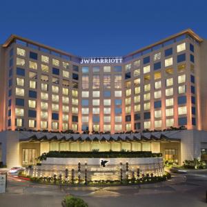 отель JW Marriott Mumbai Sahar