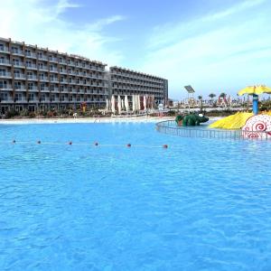 отель Rewaya Luxury Resort