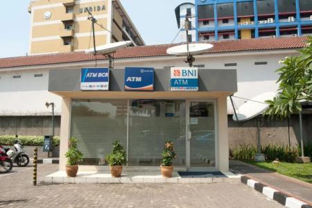 Отель Grand Tropic Suites Hotel в о. Ява - Индонезия