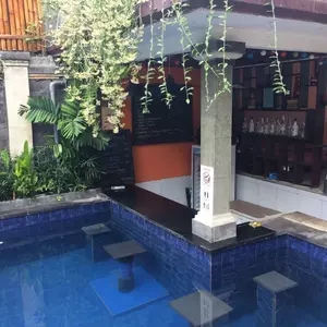 отель Dcamel Hotels Lembongan