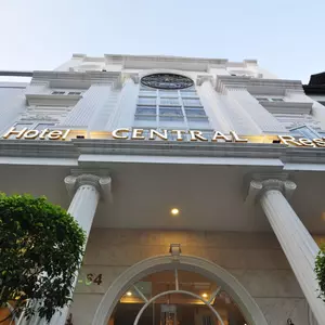отель Central Hotel and Residences