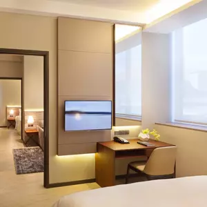 отель Louis Kienne Serviced Residences