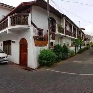 отель Mrs Wijenayake's Beach Haven Guest House
