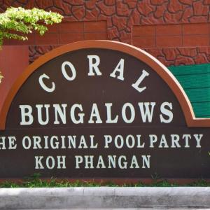 отель Coral Bungalows