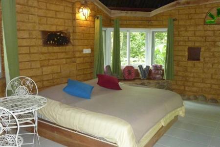 Baandin Chiewlarn Resort