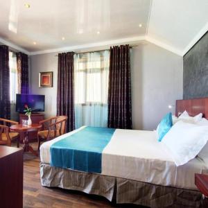 отель Gold Beach Resort