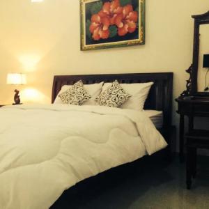 отель Graha Wedha Kuta