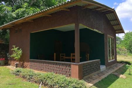 Отель Silent Bungalow River Side в Хамбантота - Шри-Ланка