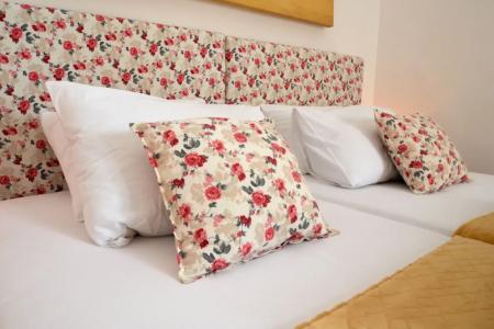 Отель Apartments Tea Kotor в Котор - Черногория