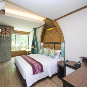 отель Phi Phi Nice Beach Hotel Hip