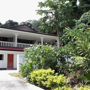 отель Precious Residence C - Self-catering Studio