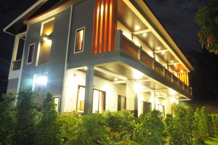 Отель Phongphiphat Lanta Mansion в о. Ланта - Таиланд