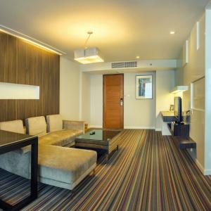 отель Thamrongin Hotel