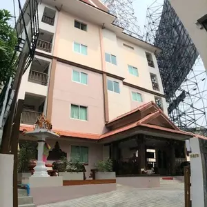 отель Kim Hostel at Morleng