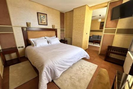 Отель Hotel Bab Mansour в Мекнес - Марокко