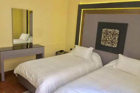Отель Hotel Bab Mansour в Мекнес - Марокко