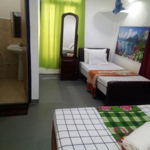 отель Erandi Holiday Home