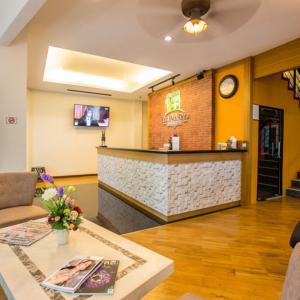 отель Tee Pak Dee Resident Phuket