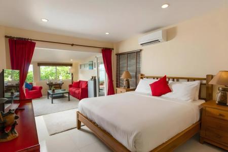 Boujis Boutique Resort