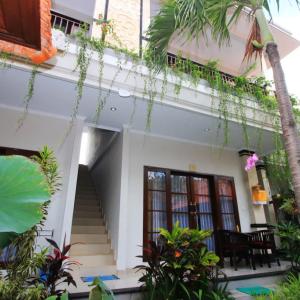 отель Gatra Ubud Inn