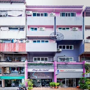 отель Sleep Dee Hostel